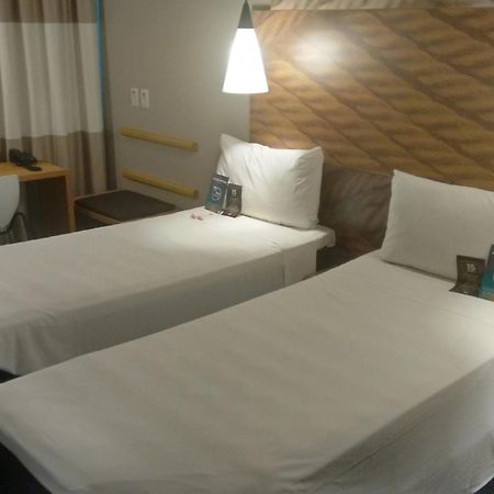 Hotel Ibis Navegantes Itajaí Exterior foto