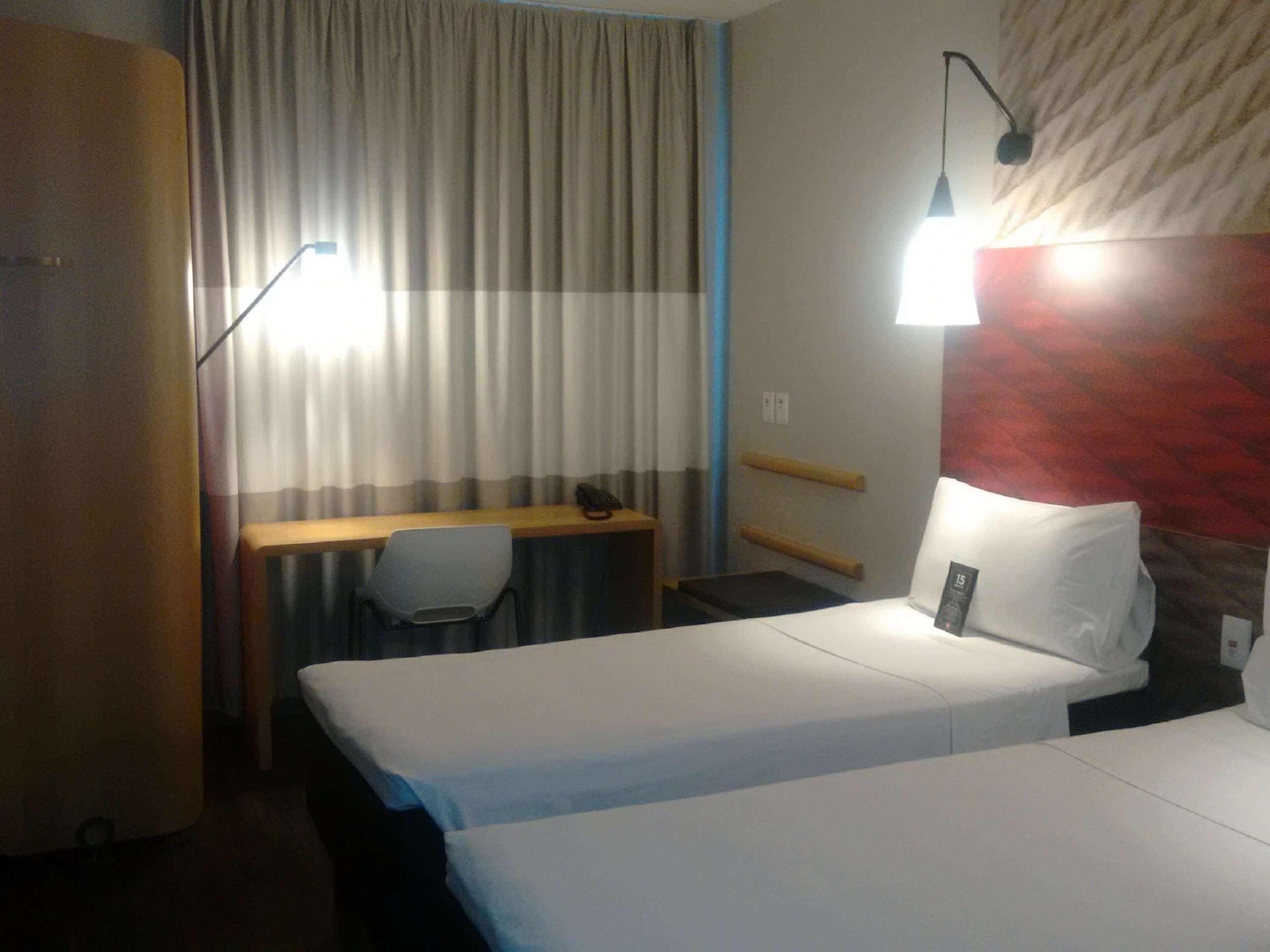 Hotel Ibis Navegantes Itajaí Exterior foto