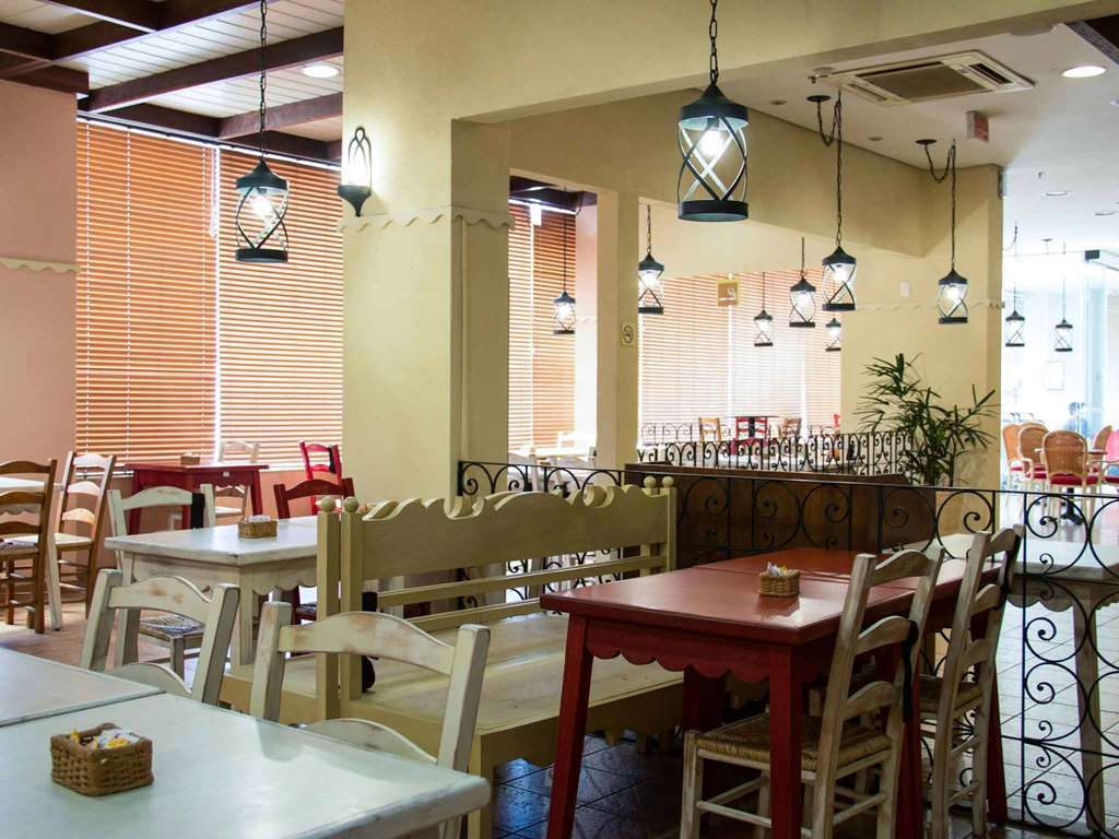 Hotel Ibis Navegantes Itajaí Restaurant foto