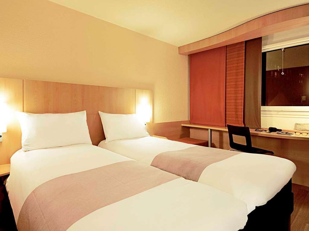 Hotel Ibis Navegantes Itajaí Zimmer foto